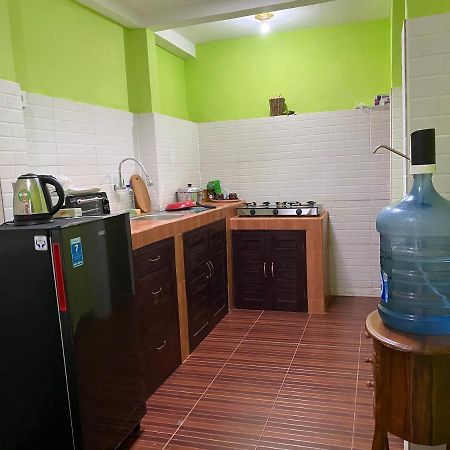 Villa Melanting การางาเซ็ม ภายนอก รูปภาพ