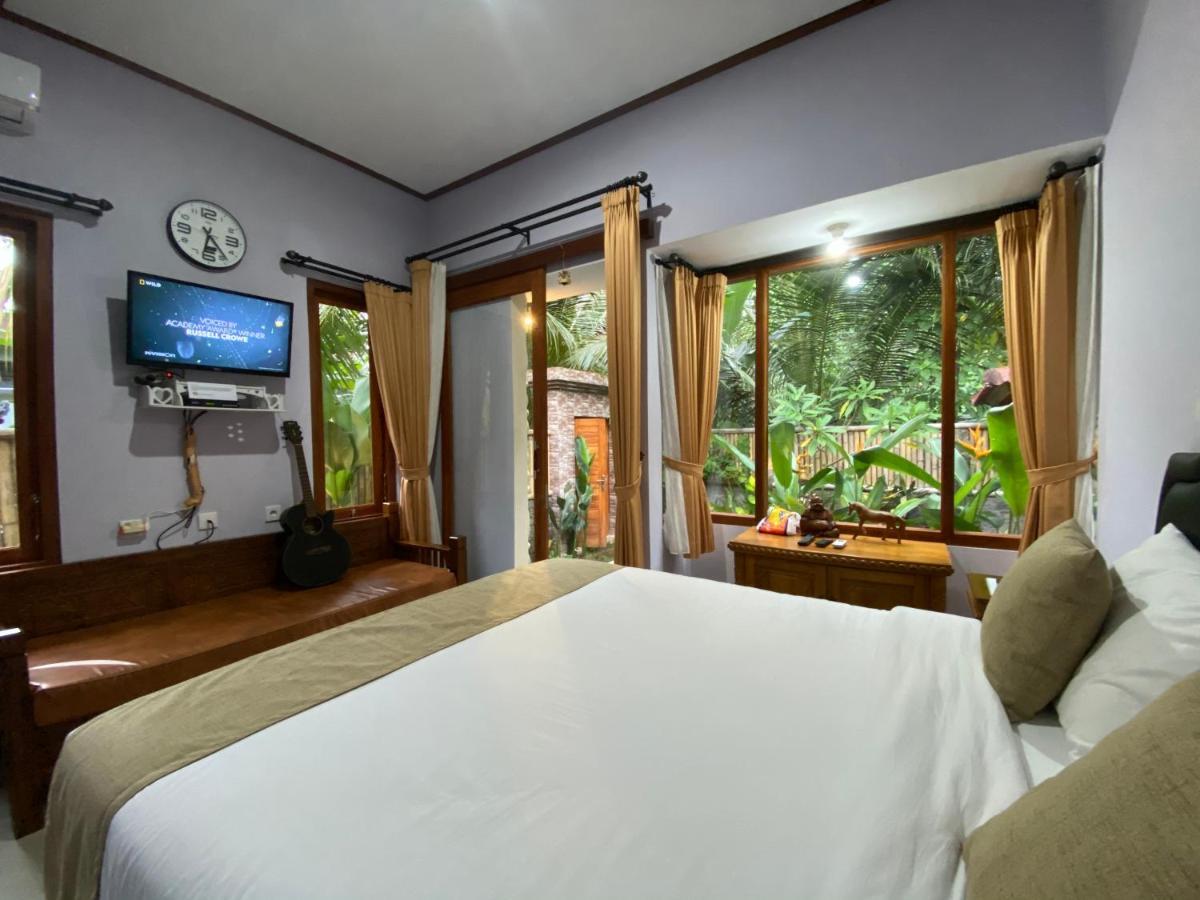 Villa Melanting การางาเซ็ม ภายนอก รูปภาพ